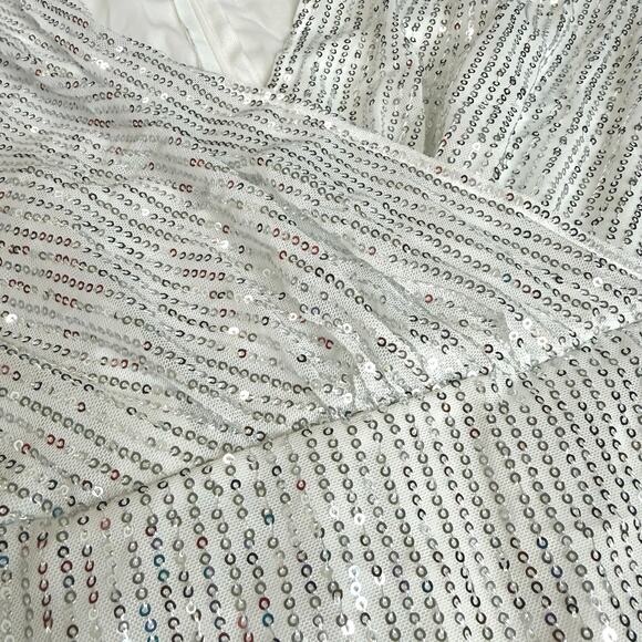 White Sequin Long Sleeve Dress Small V Neck Wrap Party Holiday Cocktail Glam - Picture 5 of 15